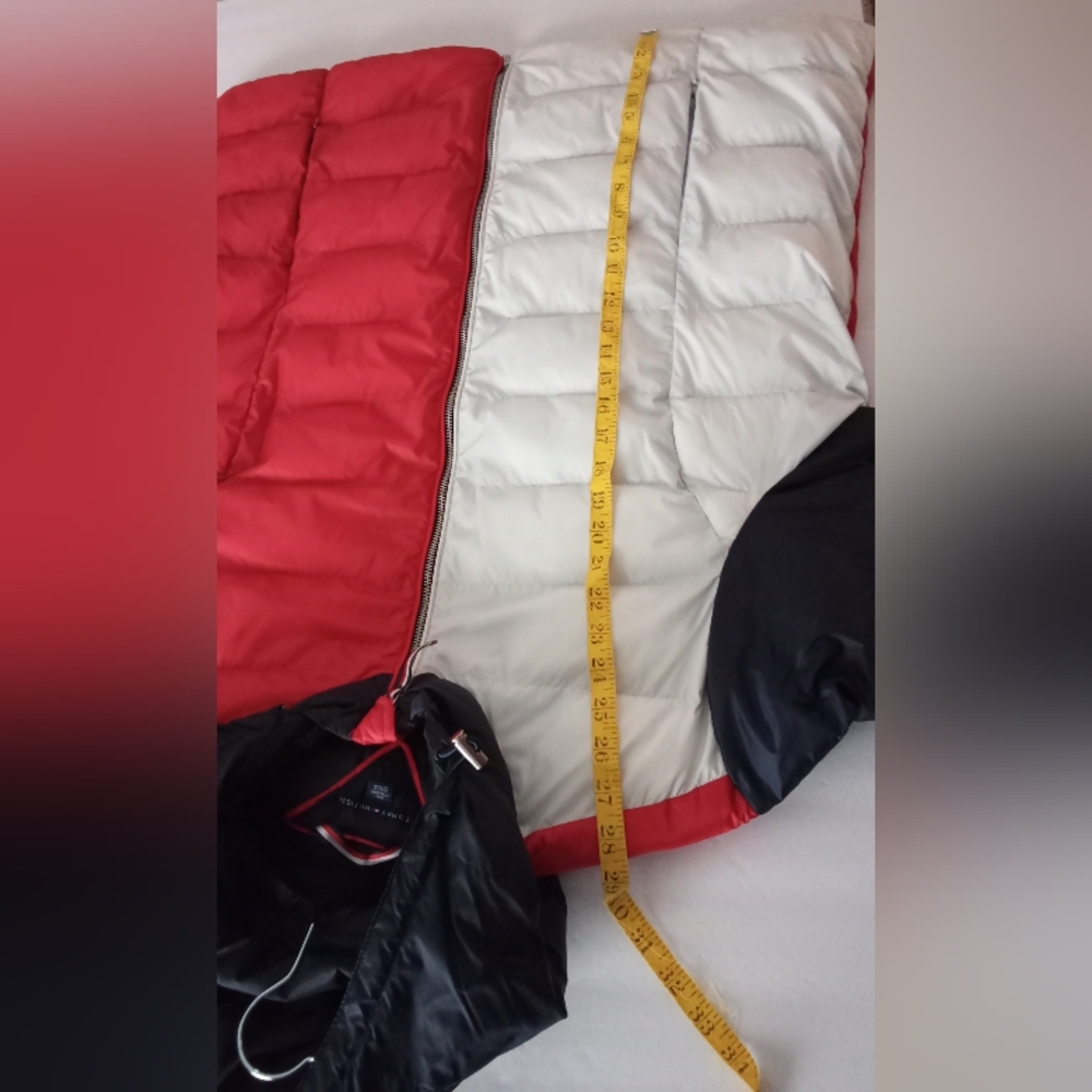 Tommy Hilfiger Women's Red, White, and Black Ski Jacket - Picture 15 of 16